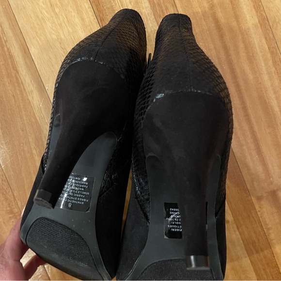 Express Ankle Boots - Picture 5 of 10